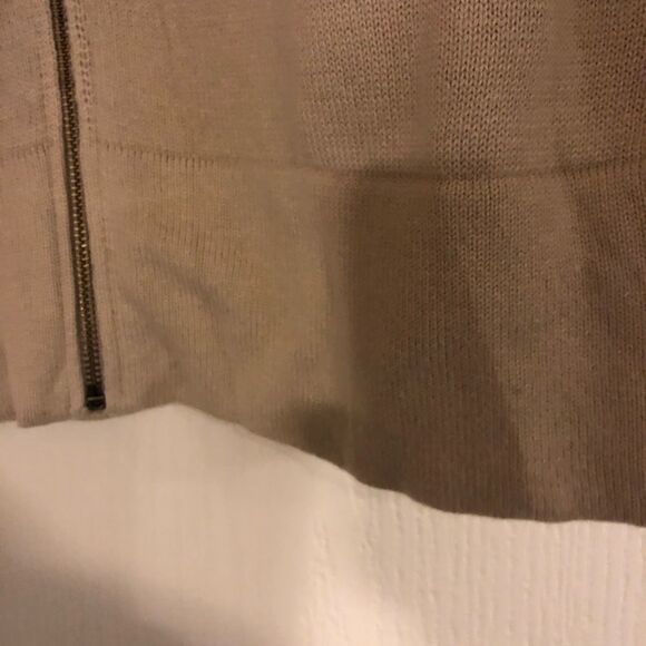 Ann Taylor beige 3/4 sleeve sweater sz medium - Picture 5 of 6